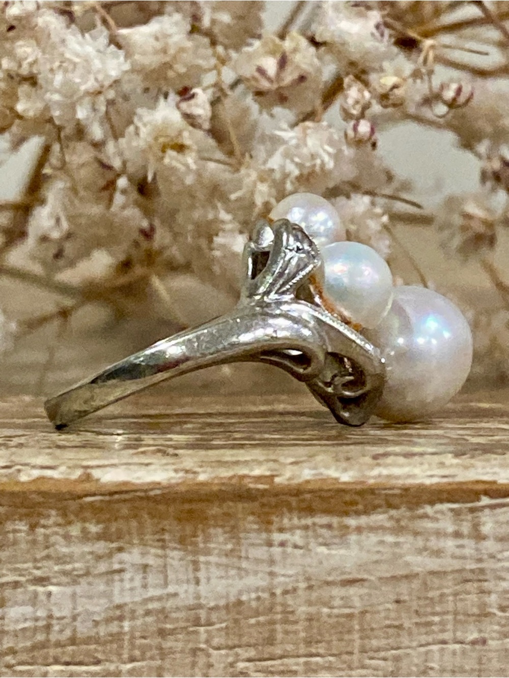10K Gold Triple Pearl Cluster Ring Size 5.25 White Gold - Picture 4 of 13